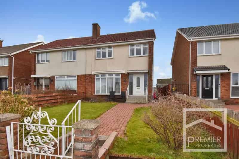 3 Bedroom Semi Detached House For Sale