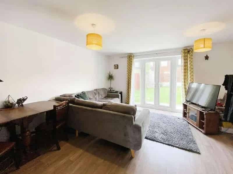 3 Bed Semi-Detached House For Sale Investment Opportunity
