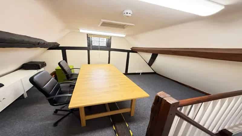 Amersham Office Space 595sf to Let