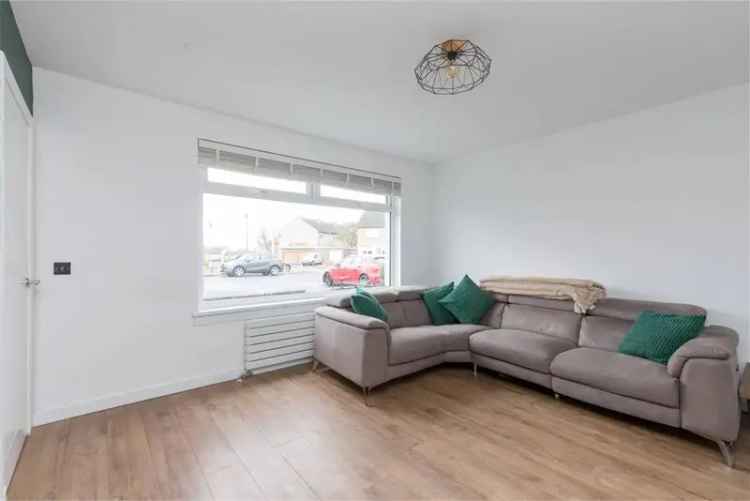 3 Bed Terraced House with 1 Reception Room - 977 sq ft