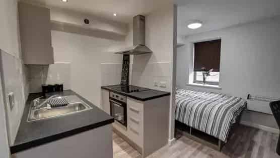 1 room flat of 27 m² in Leeds