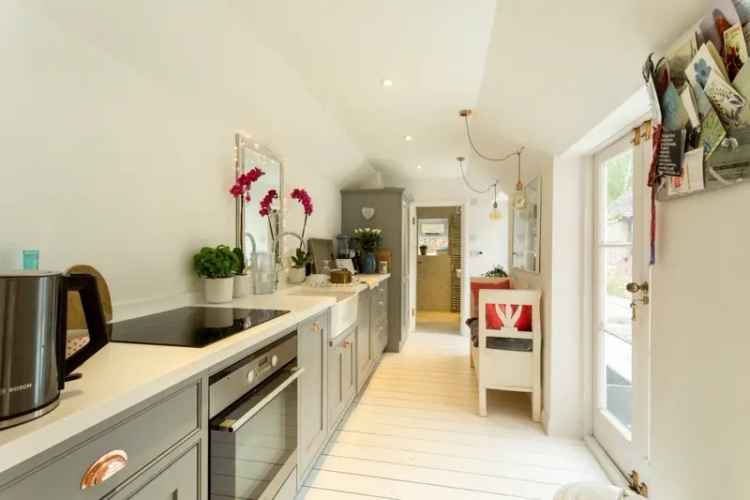 3 Bedroom Grade II Listed Terrace House to Rent Near Chichester City Centre
