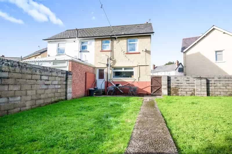 2 Bedroom Semi-Detached House For Sale