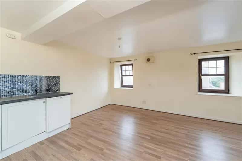 2 Bed Flat Coldstream First Floor Apartment with Outstanding Views
