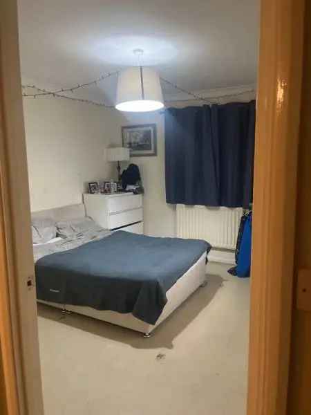 Flat For Rent in Wellingborough, England