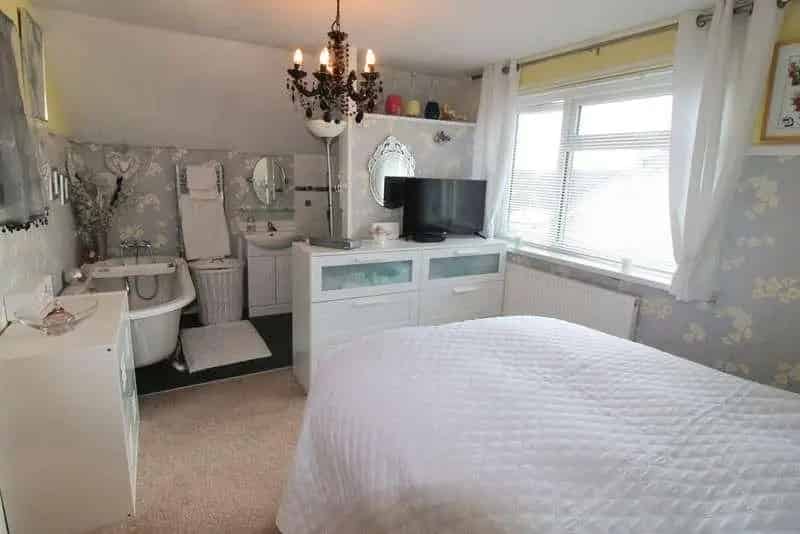 3 Bed Semi-Detached Bungalow For Sale Near Beaches