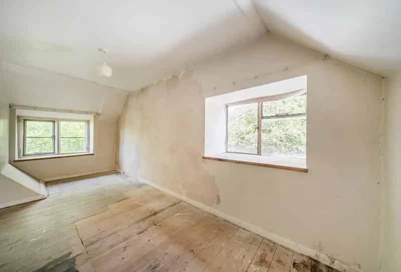 2 Bedroom Detached House for Sale