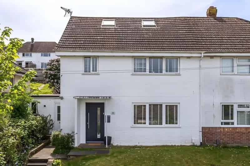 4 Bedroom Semi Detached House For Sale