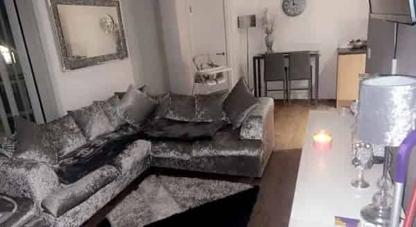 1-Bedroom Apartment - Seeking 2-Bedroom House Cash Buyer