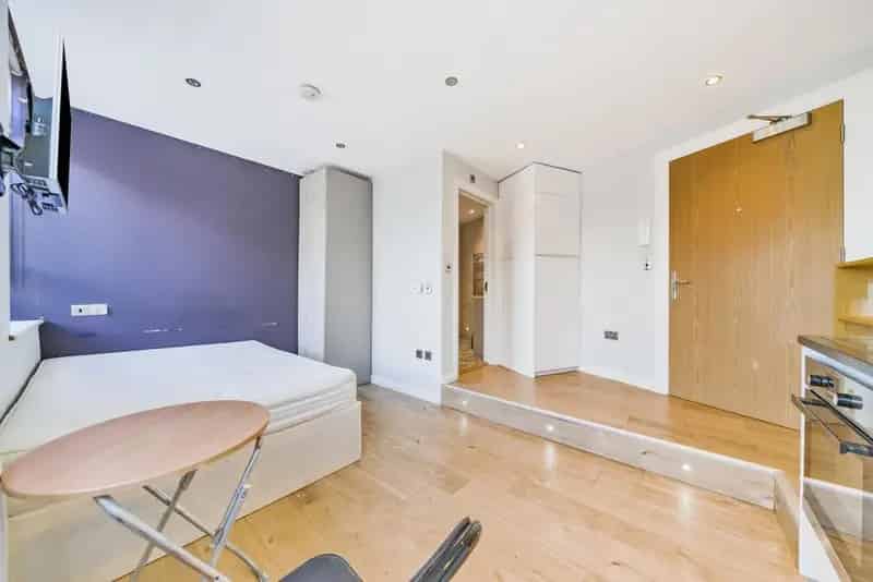Modern Studio Apartment Lewisham - Close to High Street & Station