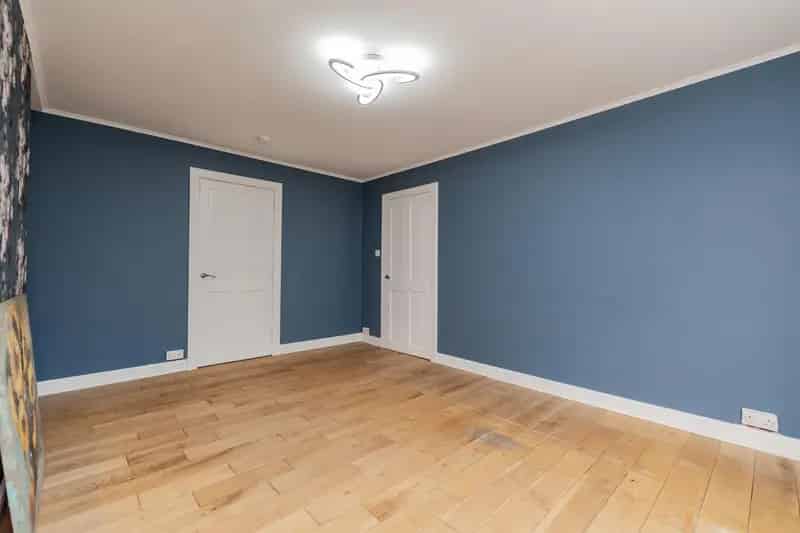 2-Bed Aberdeen Apartment - Gas Central Heating, Wet Room, Private Garden