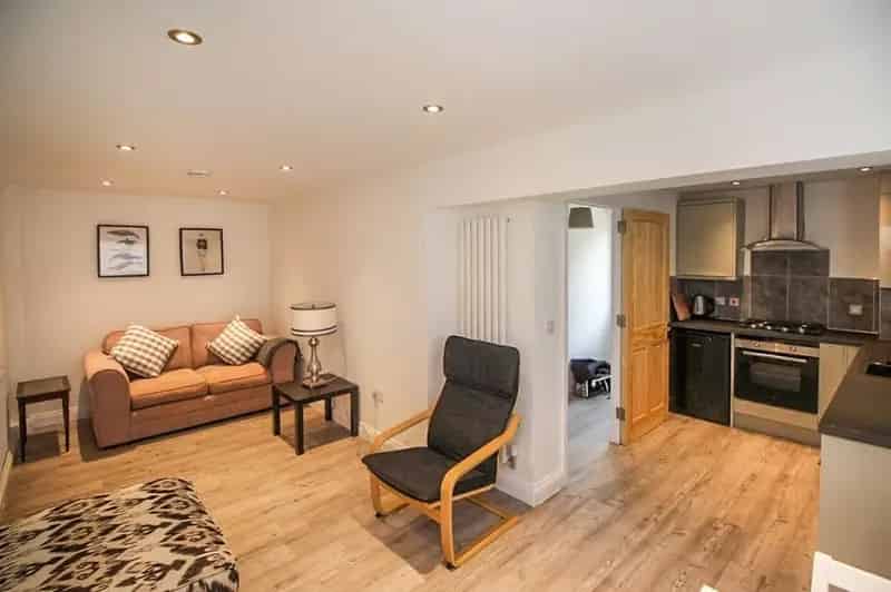 1 Bedroom Semi Detached Flat to Rent Easton-In-Gordano Bristol