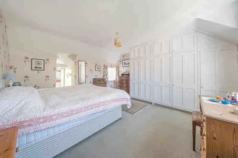 5 Bed House For Sale with Detached Annex and 3 Acres