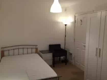2 Bedroom 156m² Birmingham Flat Garden Modern