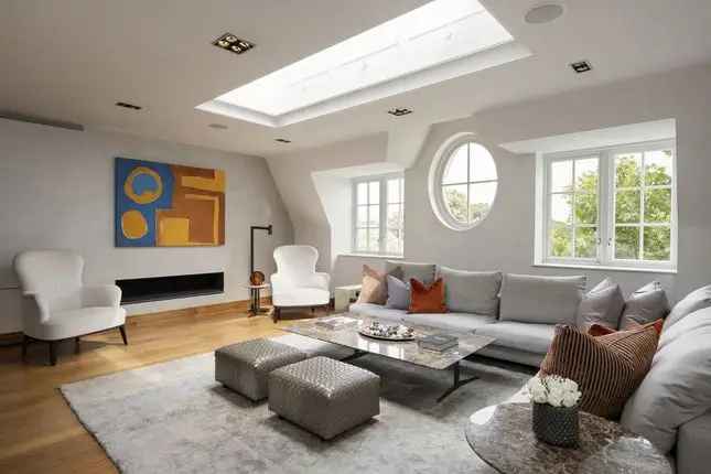 Penthouse for sale in Palace Gate, London W8