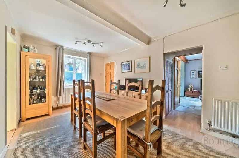 3 Bed House for Sale in Bramley Near Guildford
