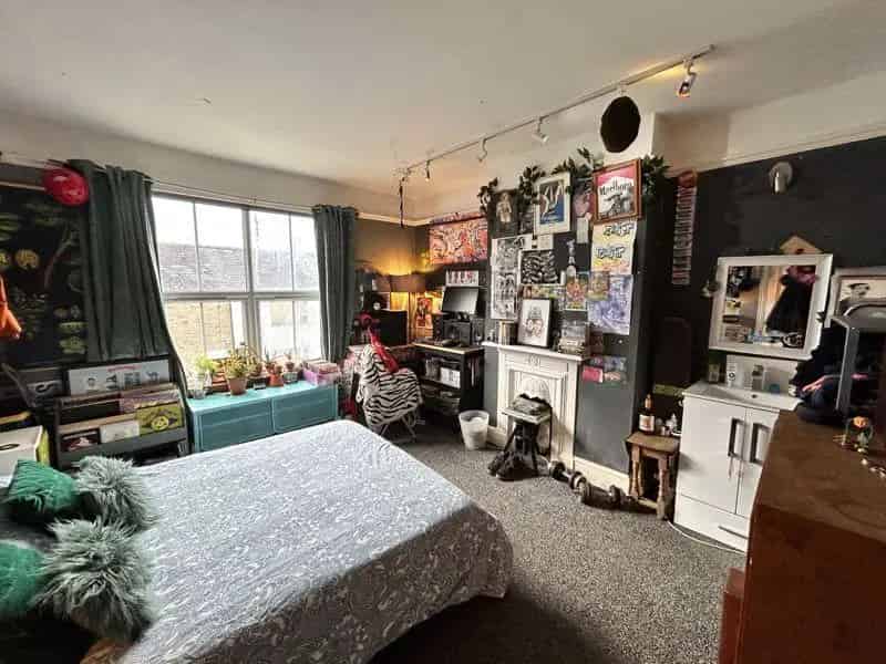 4 Bed House for Sale - Character Property with Large Gardens and Parking