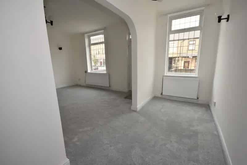 5 Bedroom House To Rent Available August 2025