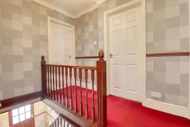 4 Bed House for Sale Near Seafront