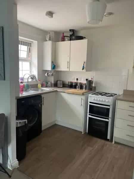 2 Bed 2 Bath New Build Home Near Holmbush