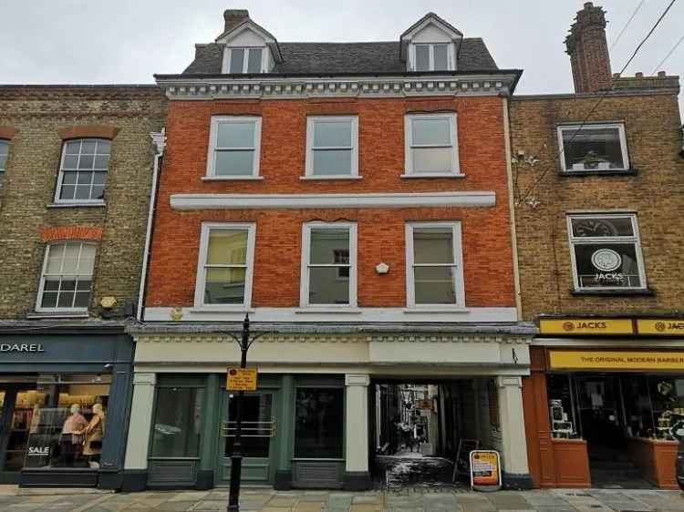 Commercial property For Rent in Guildford, England