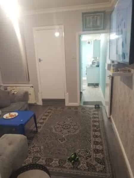 2 Bedroom House Near City Centre