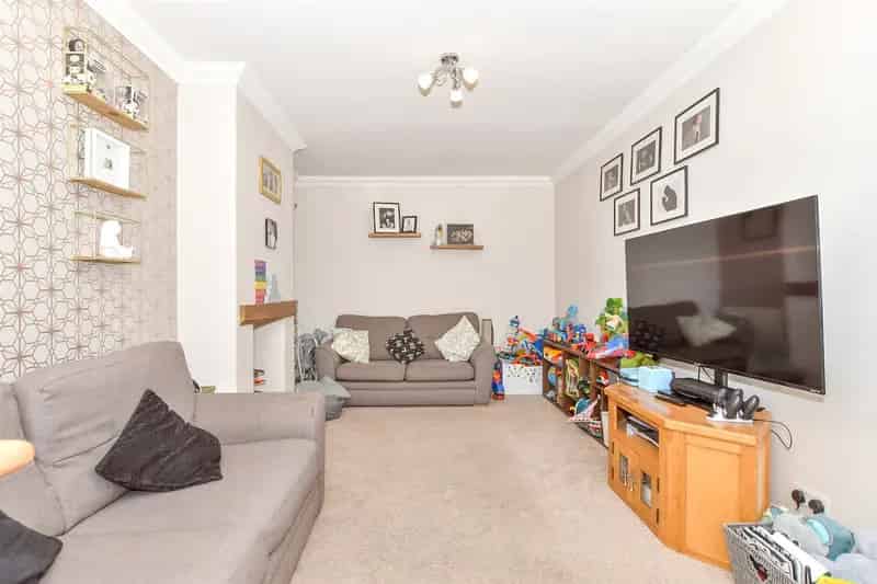 2 Bedroom Semi-Detached Bungalow for Sale in Bedhampton