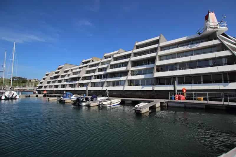 2 Bedroom Apartment for Sale Ocean View Luxury Apartment