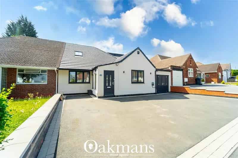 4 bedroom bungalow for sale