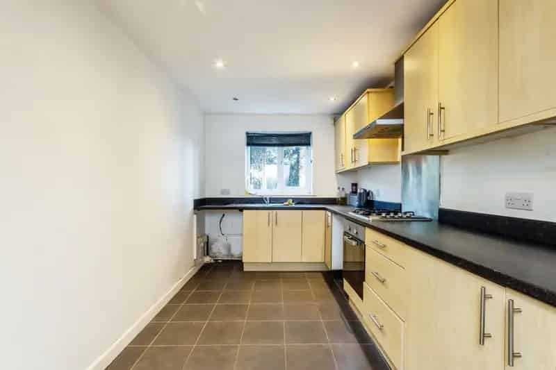 Four Bedroom Semi Detached House For Sale In Carlton Nottingham