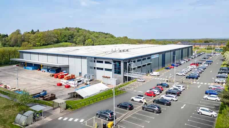 Fully Fitted Warehouse Distribution Facility Sub Lease Assignment New Lease