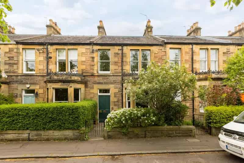 3 Bedroom Terraced House for Sale in Shandon Edinburgh
