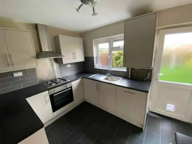 3 Bedroom Terraced House in Wolston