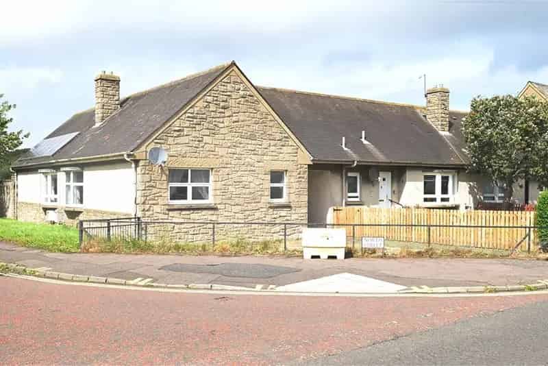 1 Bed Bungalow - Semi-Detached with 1 Reception Room