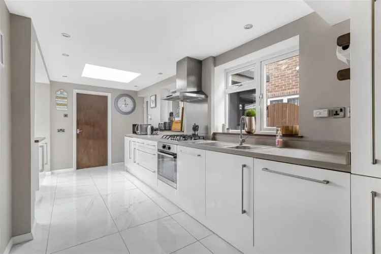 3 Bedroom Semi Detached House with Detached Studio Annex