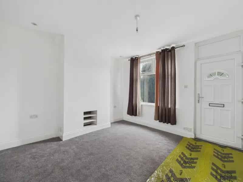 2 Bedroom House To Rent