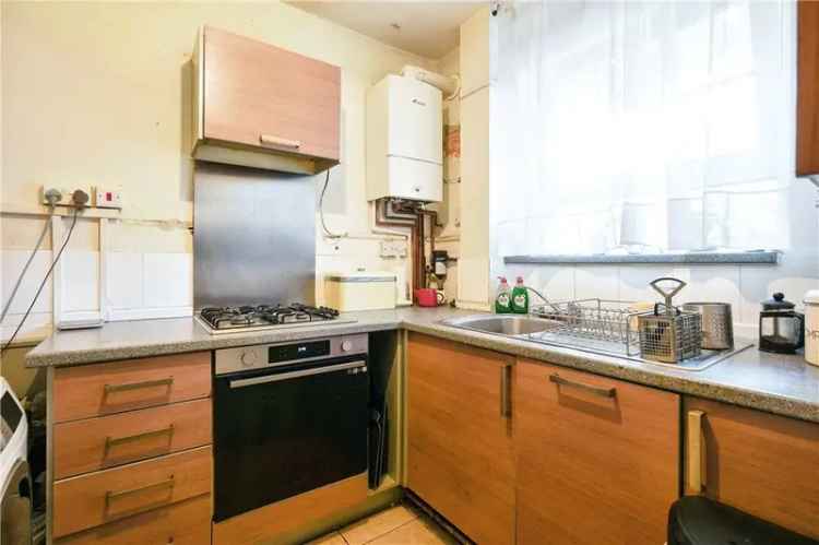 Flat For Sale in Gillingham, England