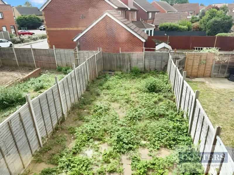 4 bedroom House
 For Sale