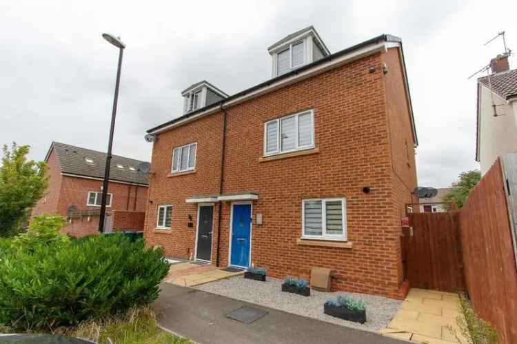 3 bedroom semi-detached house for sale