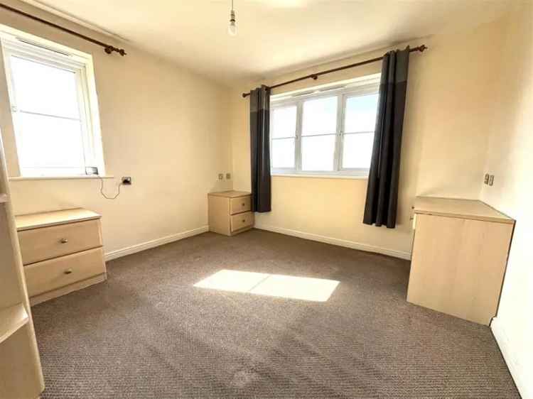 2 Bedroom Apartment near Bedford Train Station