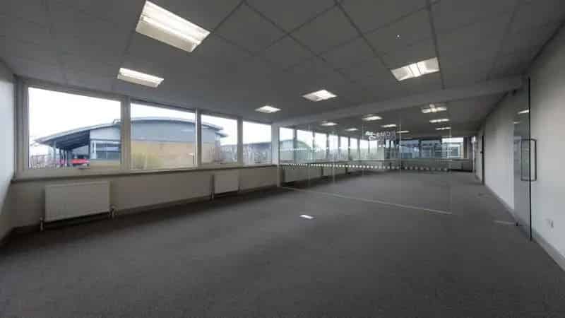 Refurbished Warehouse Unit Slough Trading Estate