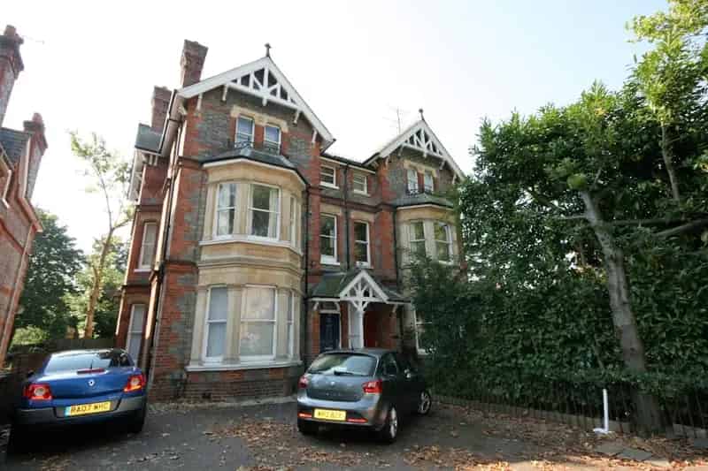 Spacious Victorian Apartment with Feature Fireplaces