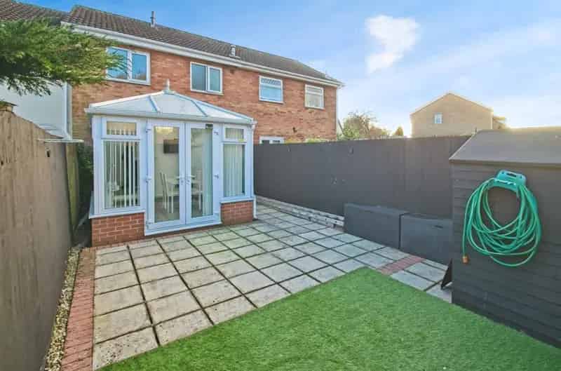 3 Bedroom Terraced House Near Lisvane