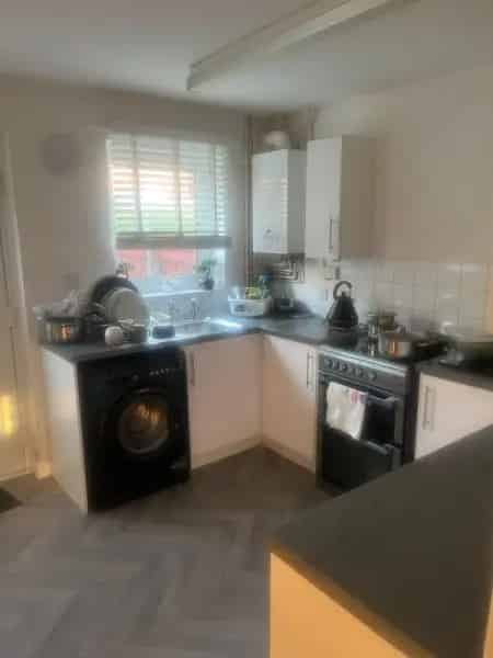 2 Bedroom House New Kitchen Doors