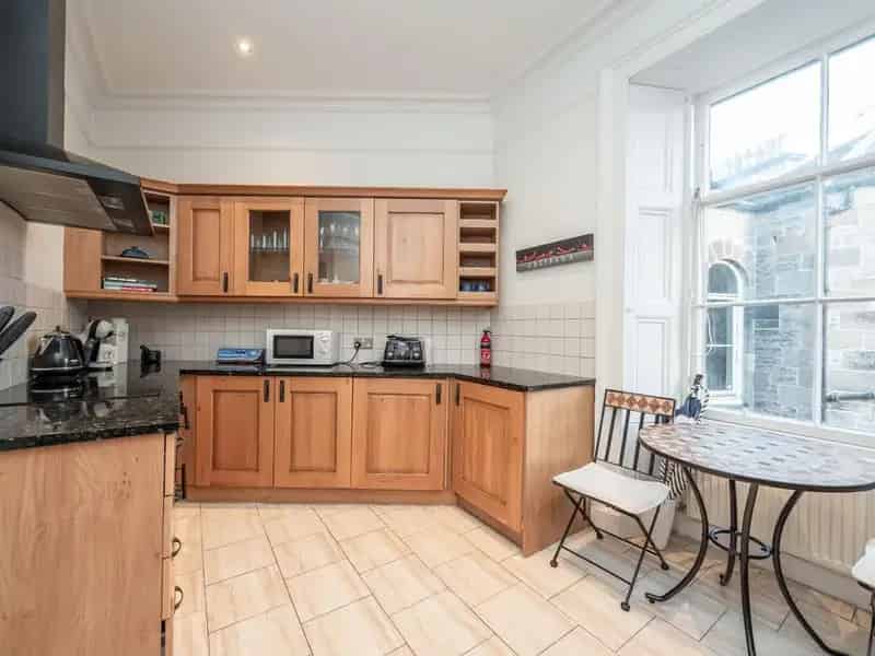 3 Bedroom Furnished Flat to Rent Edinburgh