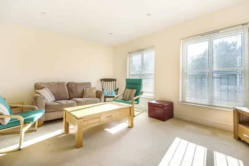 Three Double Bedroom House to Rent Zero Deposit Guarantee