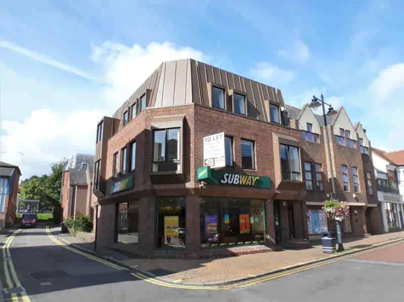 Modern Office Suite Maidenhead Town Centre 1 Parking Space