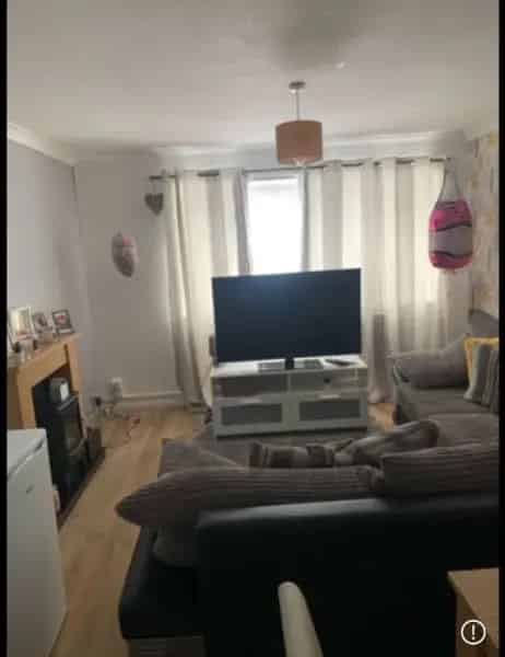 Large 3 Bed Flat Dacorum Potential 4th Bedroom King Size Beds Swap Watford Hemel Hempstead