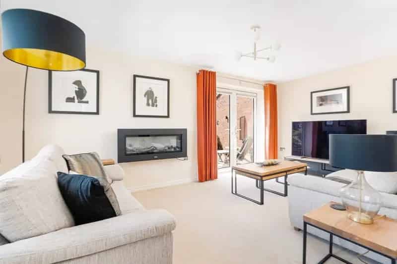 Stunning Executive Detached Home with Breathtaking Views