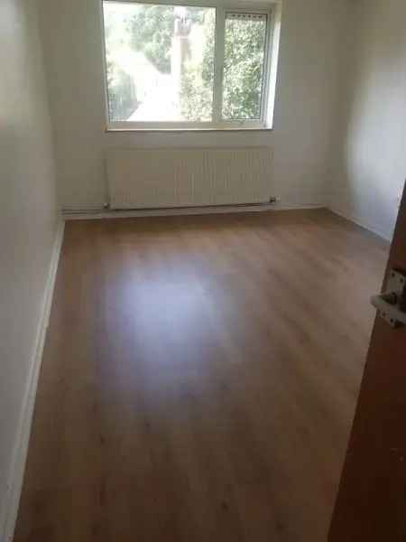 Flat For Rent in Tunbridge Wells, England